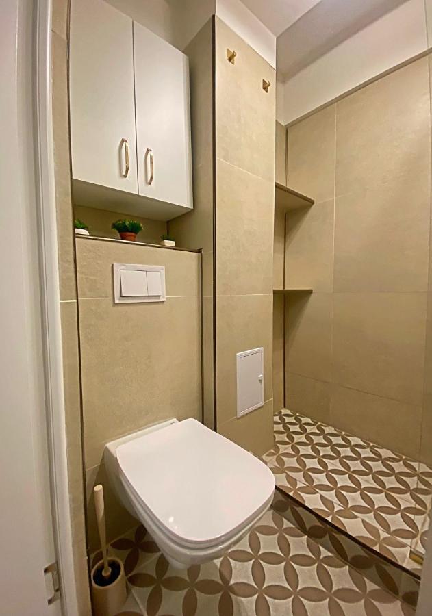 Mina City Center Apartment Amzei Bukares Bagian luar foto